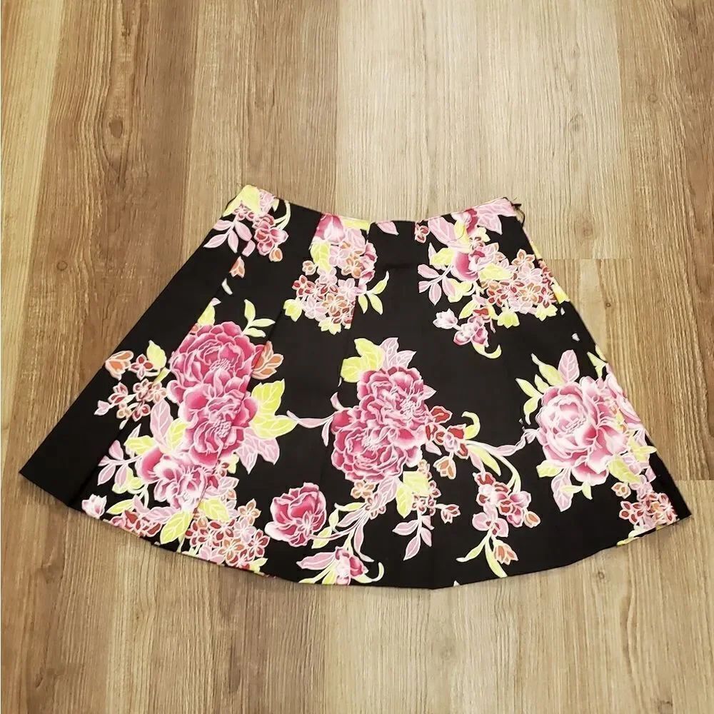 🔺️Michele Black & Pink Floral Print Pleated Skirt Petite 4